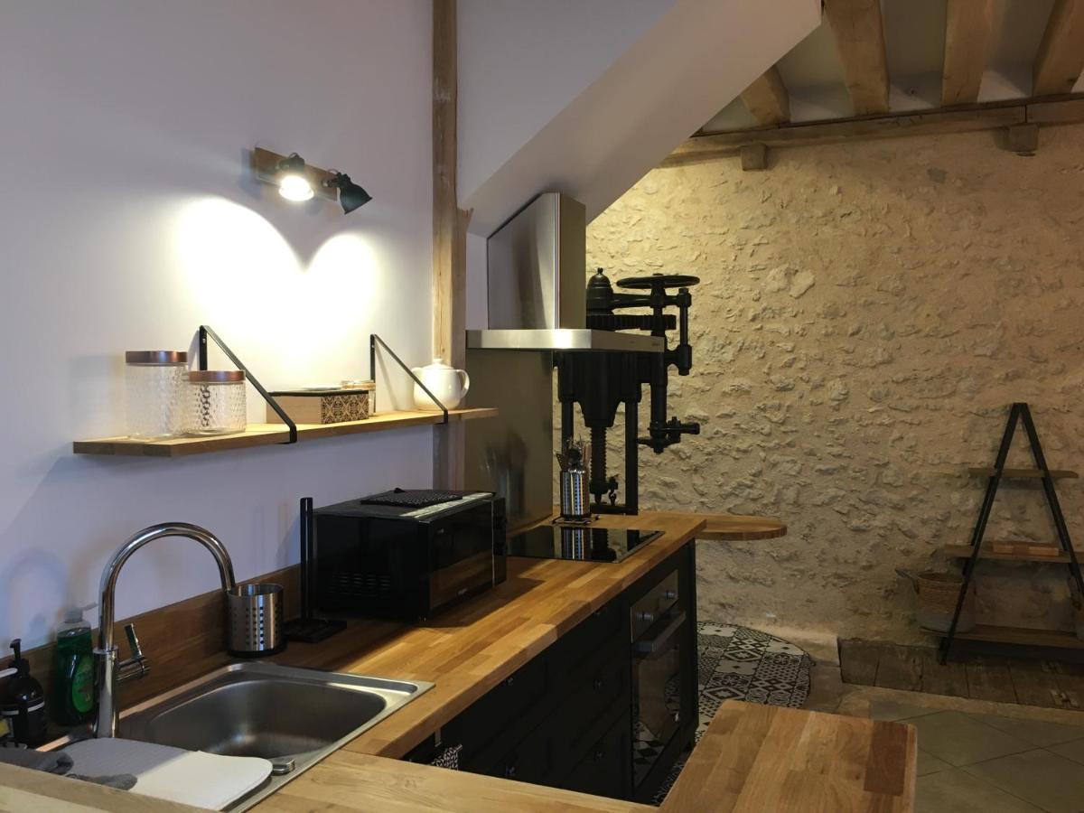 Huisseau-sur-Cosson Les Gites Du Val De Chambord מראה חיצוני תמונה